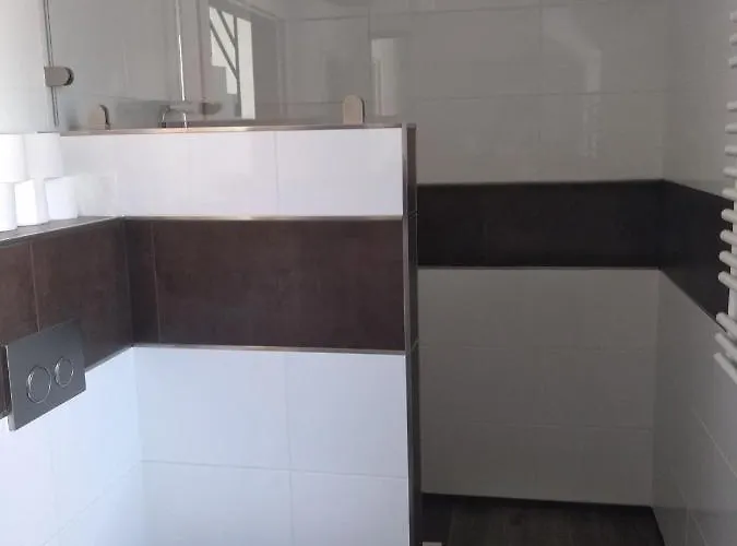 Willkommen In Unserem Kleinen Paradies Apartamento Venningen